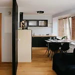 Апартаменти Vesiroos - Free Parking *