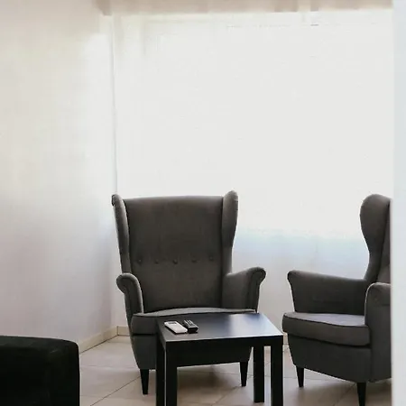 Vesiroos Apartment - Free Parking Parnu