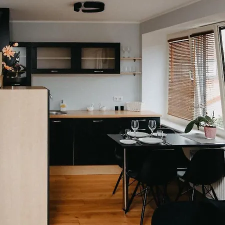 Vesiroos Apartment