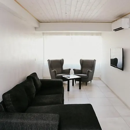 Vesiroos Apartment * Parnu