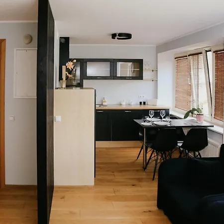 Apartment Vesiroos Apartment - Free Parking *