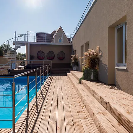Apartment Vesiroos Apartment - Free Parking *