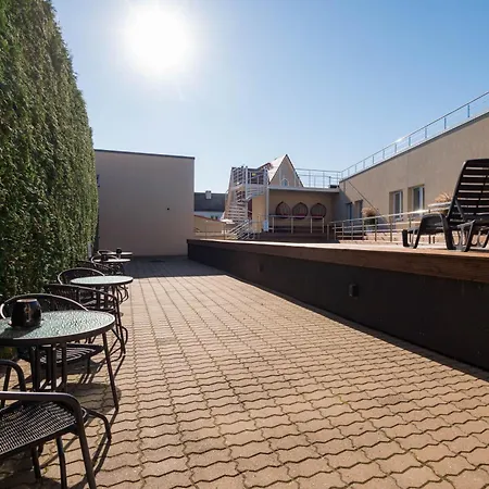 Vesiroos Apartment - Free Parking Apartment Parnu