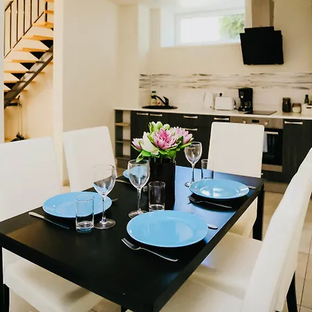 Vesiroos Apartment - Free Parking * Parnu