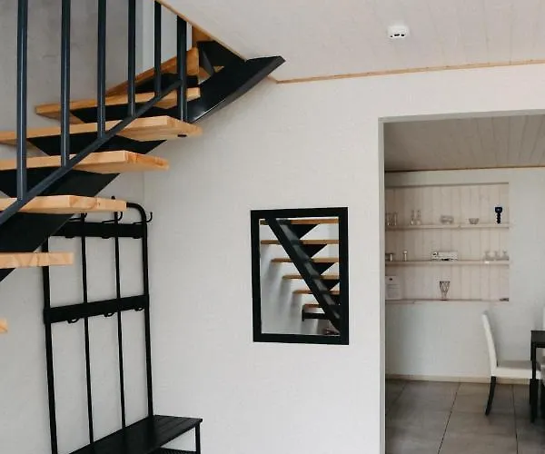 Vesiroos Apartment - Free Parking *