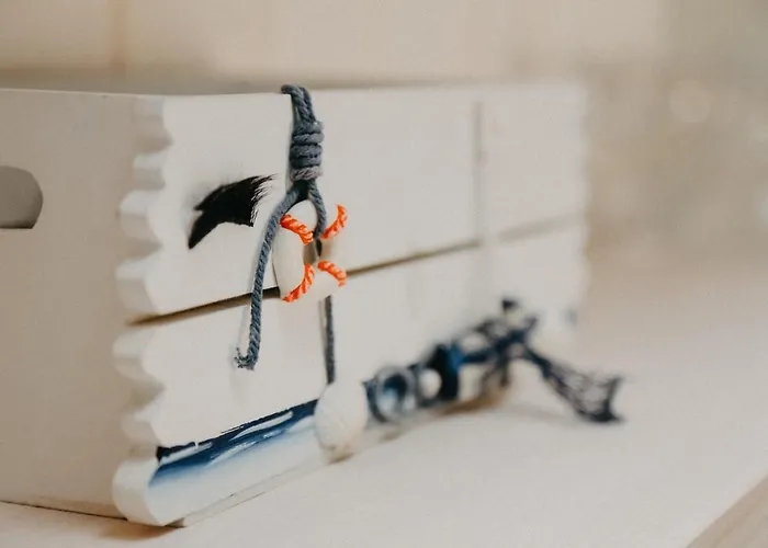 Vesiroos - Free Parking