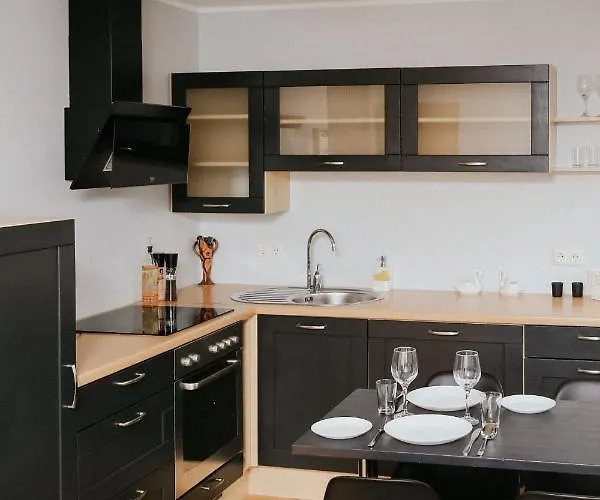 Vesiroos - Free Parking Pärnu