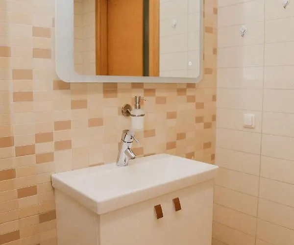 Vesiroos - Free Parking Pärnu